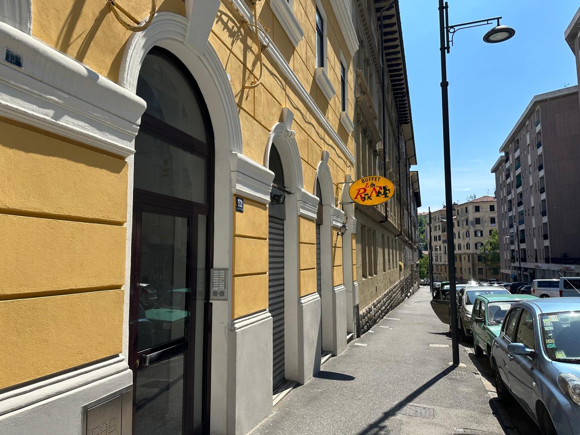 Casa Vergerio Trieste Exteriör bild